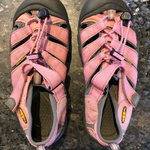 Keen kids sandals size 3 - Picture 1 of 3